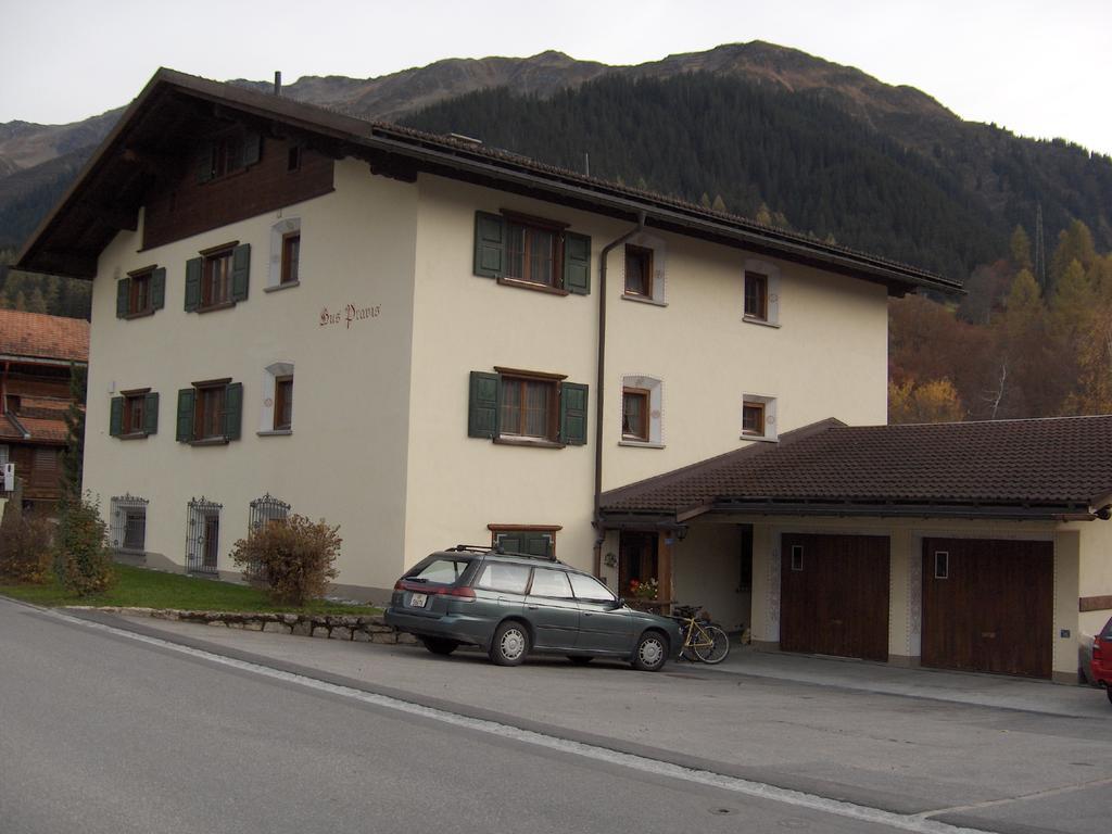 Hus Pravis Lejlighed Klosters Eksteriør billede